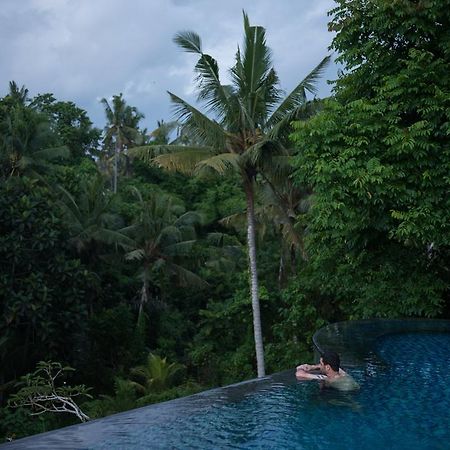 Tirta Arum Ubud  Luaran gambar